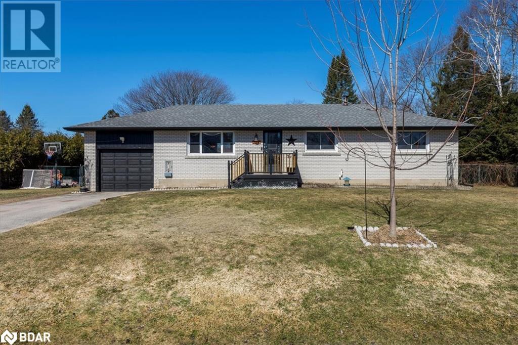 235 Mcgeorge Avenue, Angus, Ontario  L0M 1B0 - Photo 1 - 40706600