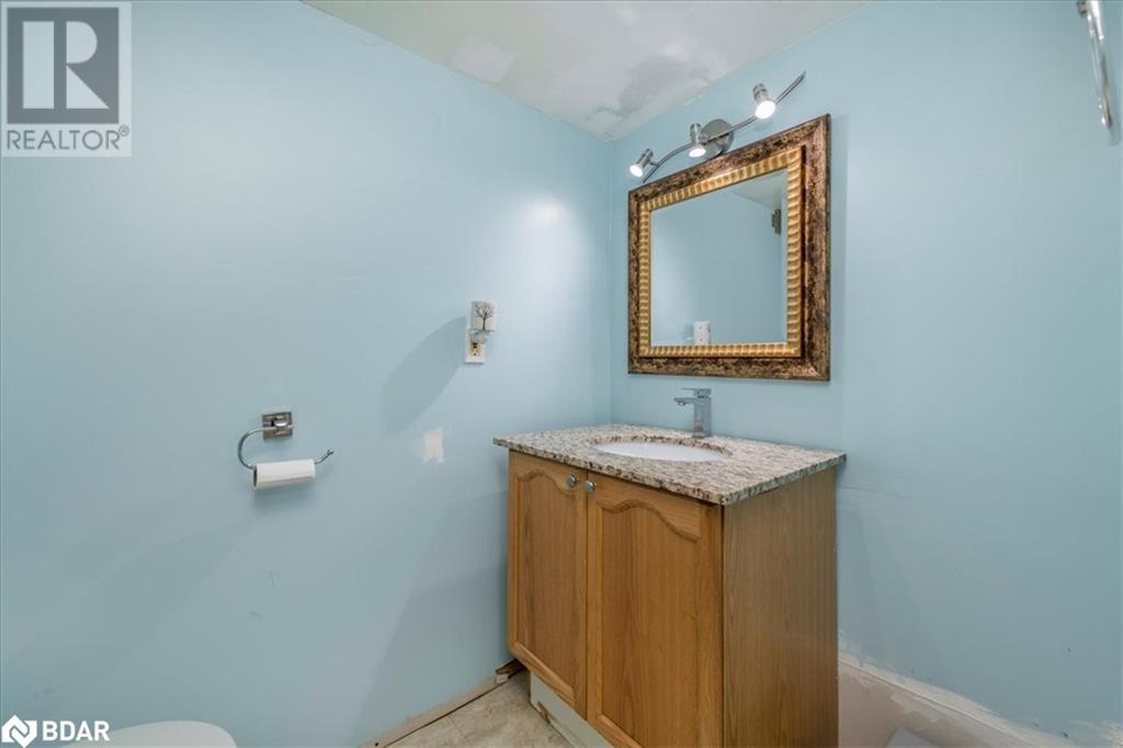235 Mcgeorge Avenue, Angus, Ontario  L0M 1B0 - Photo 17 - 40706600