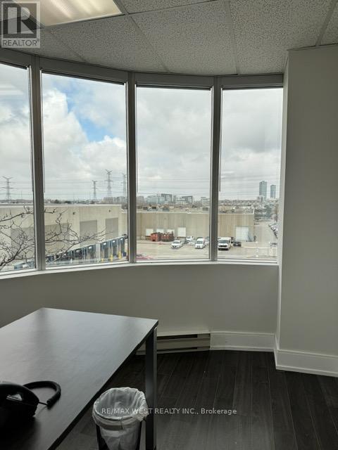 301 - 3950 14th Avenue, Markham, Ontario  L3R 0A9 - Photo 10 - N12048803