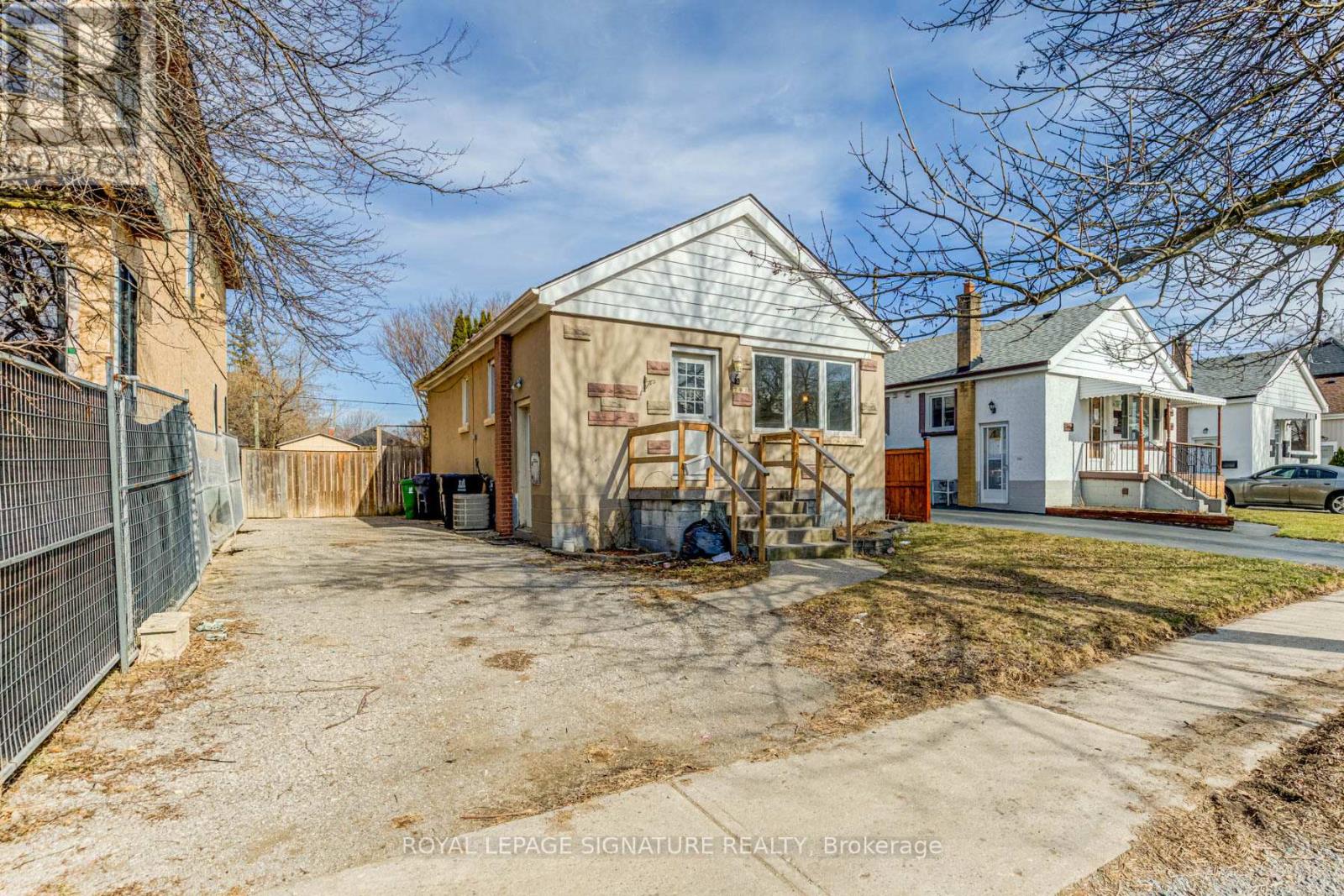 Property at 297 KENNEDY ROAD image 3