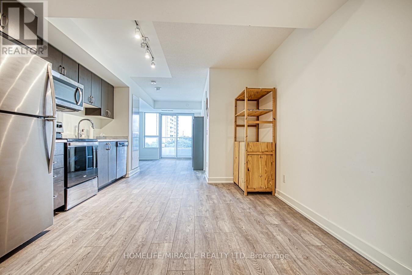 Property at 402 - 10 WILBY CRESCENT image 1