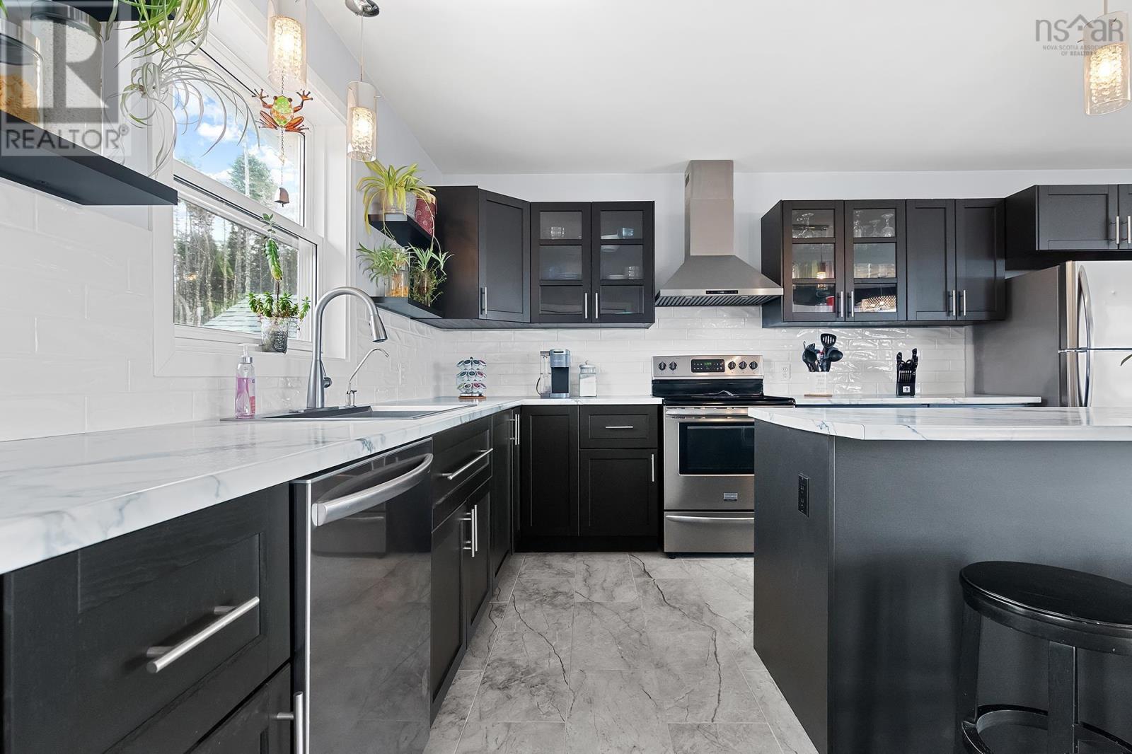 2129 Ostrea Lake Road, Musquodoboit Harbour, Nova Scotia  B0J 2L0 - Photo 3 - 202506187