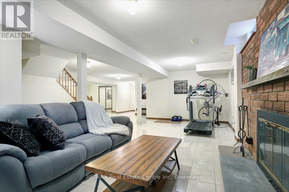 15 Glitter Road, Vaughan, Ontario  L4L 7W2 - Photo 35 - N12041570