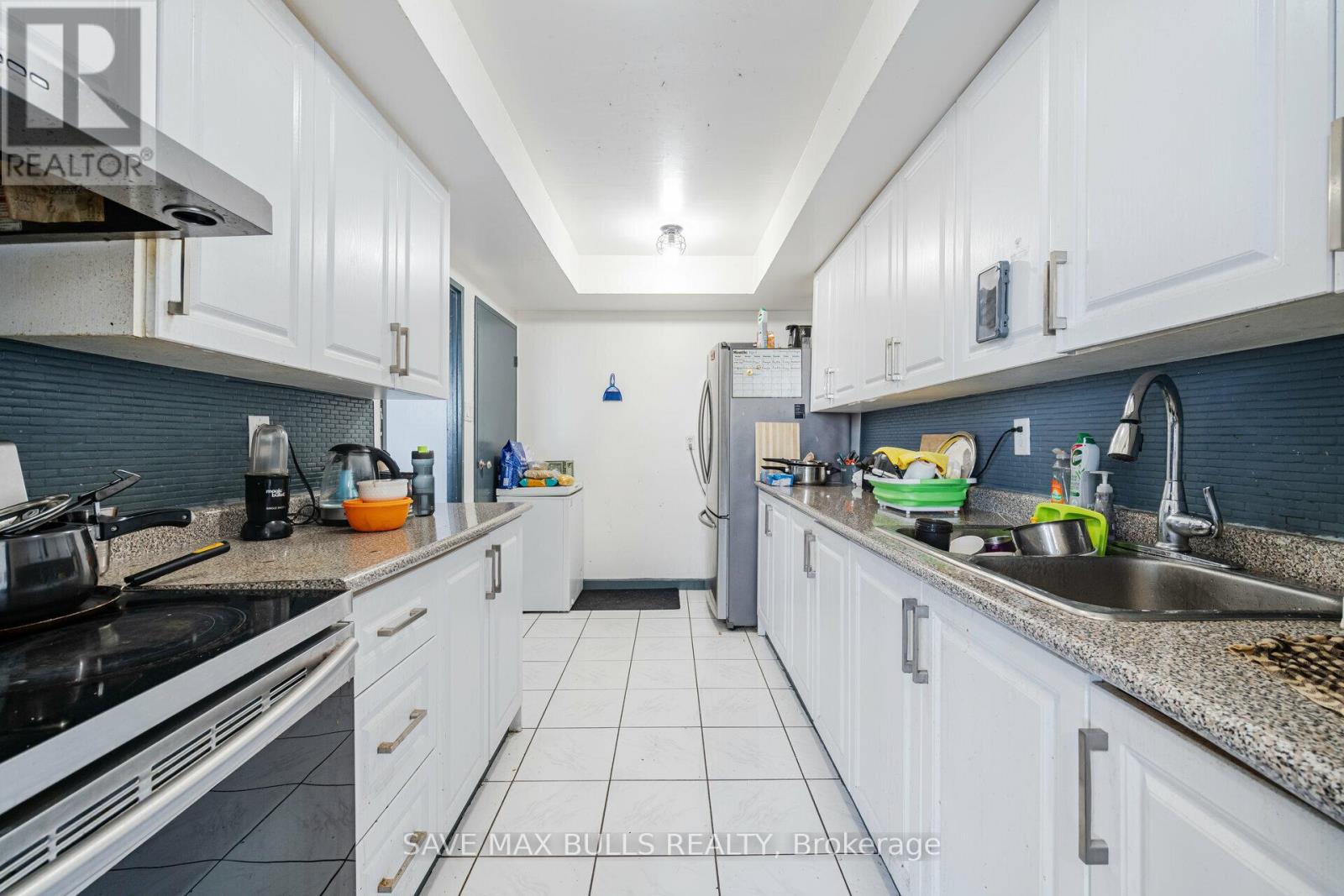 907 - 10 Stonehill Court, Toronto, Ontario  M1W 2X8 - Photo 8 - E12049947