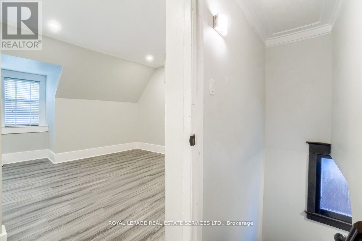 31 Tyndall Avenue, Toronto, Ontario  M6K 2E9 - Photo 24 - W12049964