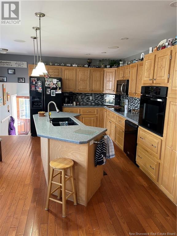 60 Princess Street, St. Stephen, New Brunswick  E3L 2G2 - Photo 7 - NB113844