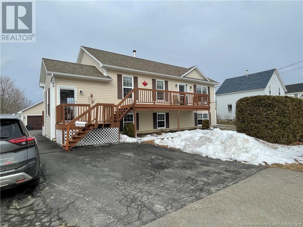 60 Princess Street, St. Stephen, New Brunswick  E3L 2G2 - Photo 3 - NB113844