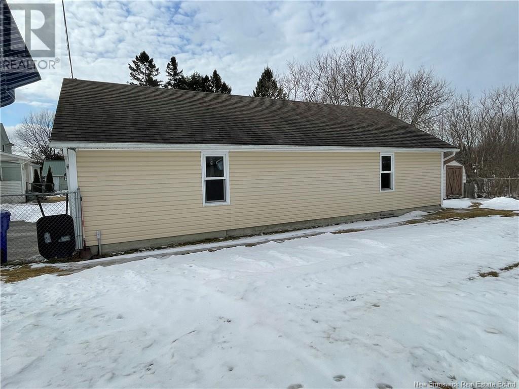 60 Princess Street, St. Stephen, New Brunswick  E3L 2G2 - Photo 33 - NB113844