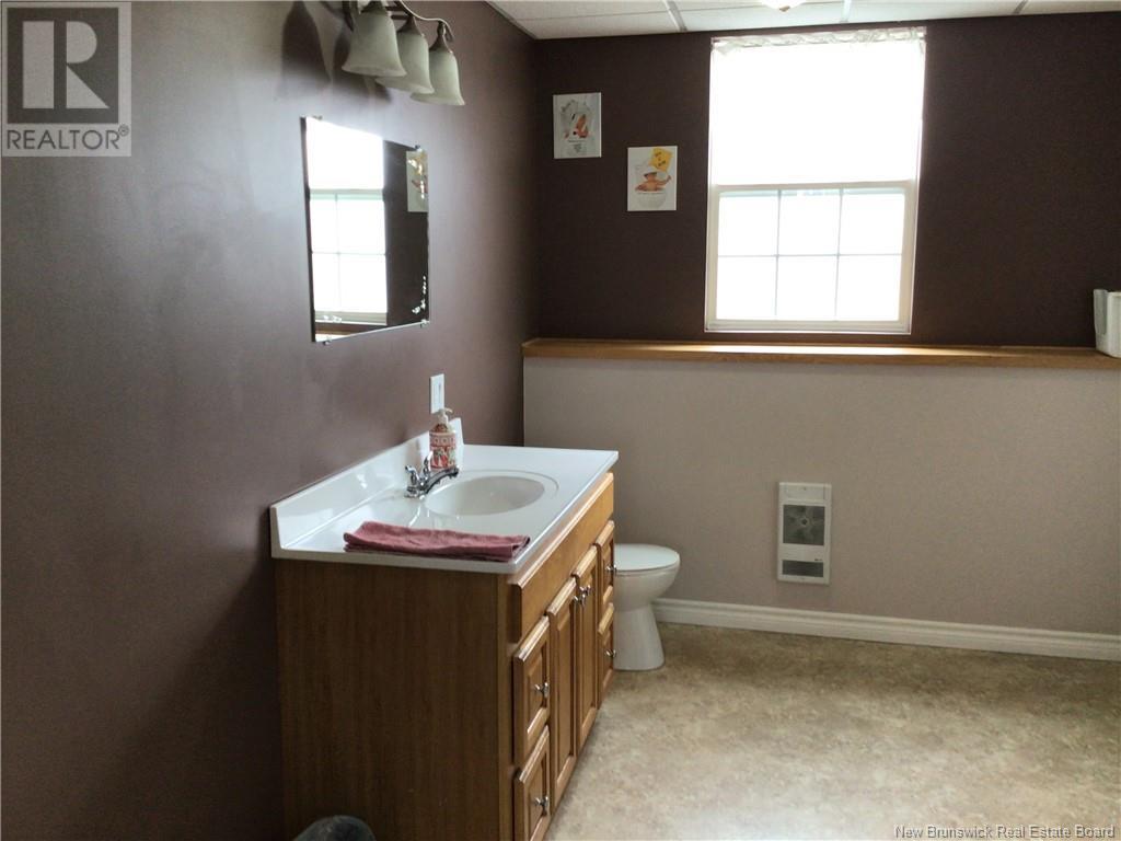 60 Princess Street, St. Stephen, New Brunswick  E3L 2G2 - Photo 40 - NB113844