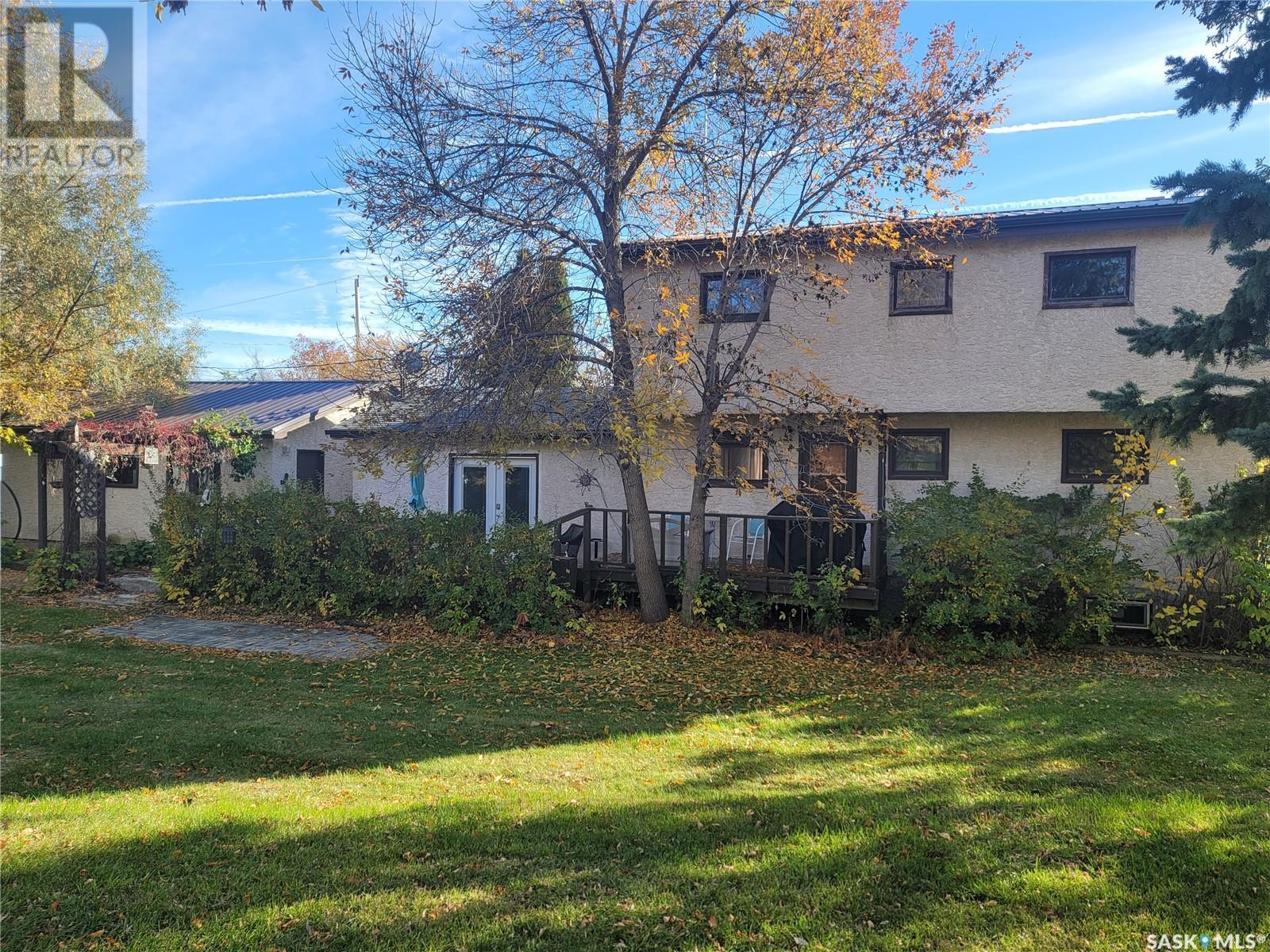 Property at 501 Bank STREET image 4