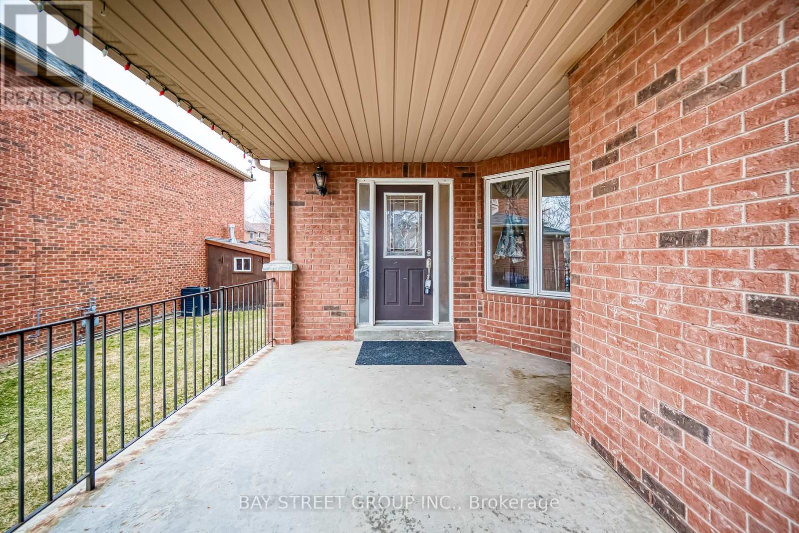 Property at 4 PITFIELD AVENUE image 2