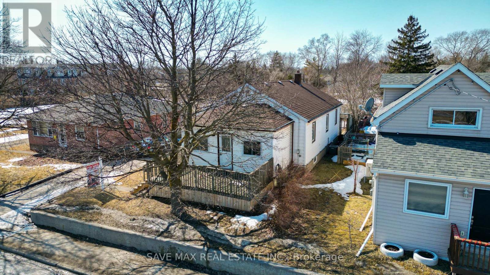 Property at 444 SIDNEY STREET image 2