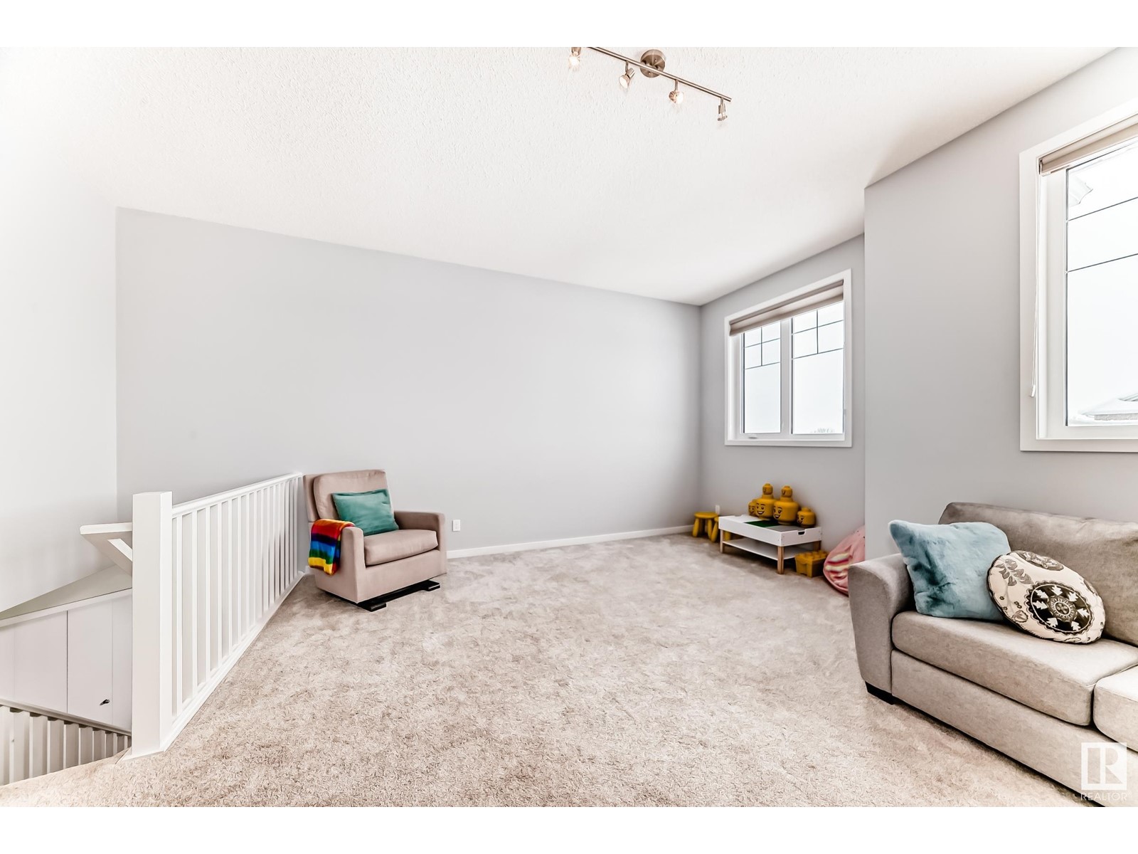 Property at 1274 PEREGRINE TC NW image 4