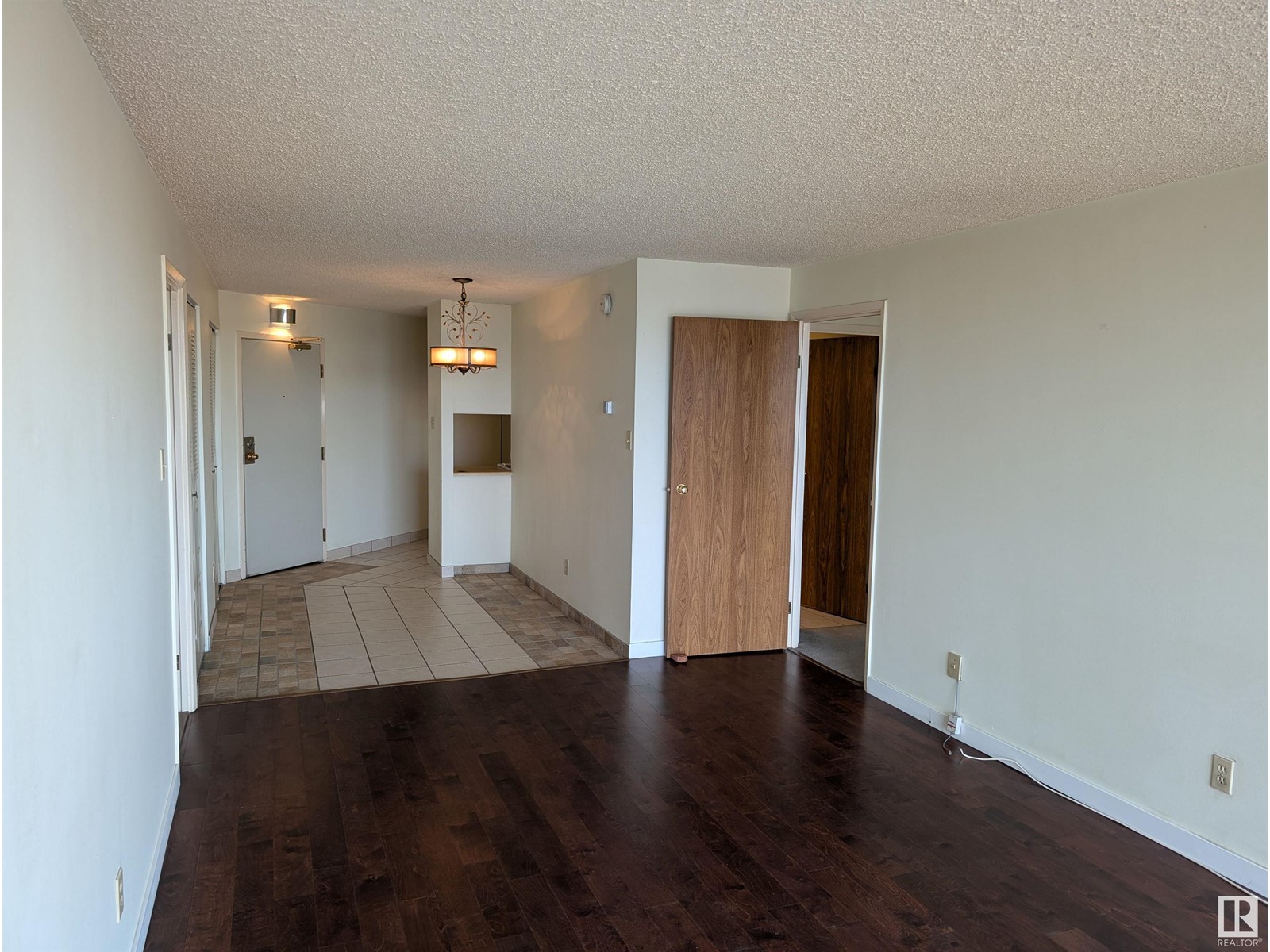 Unknown Address, ,    - Photo 2 - E4428235