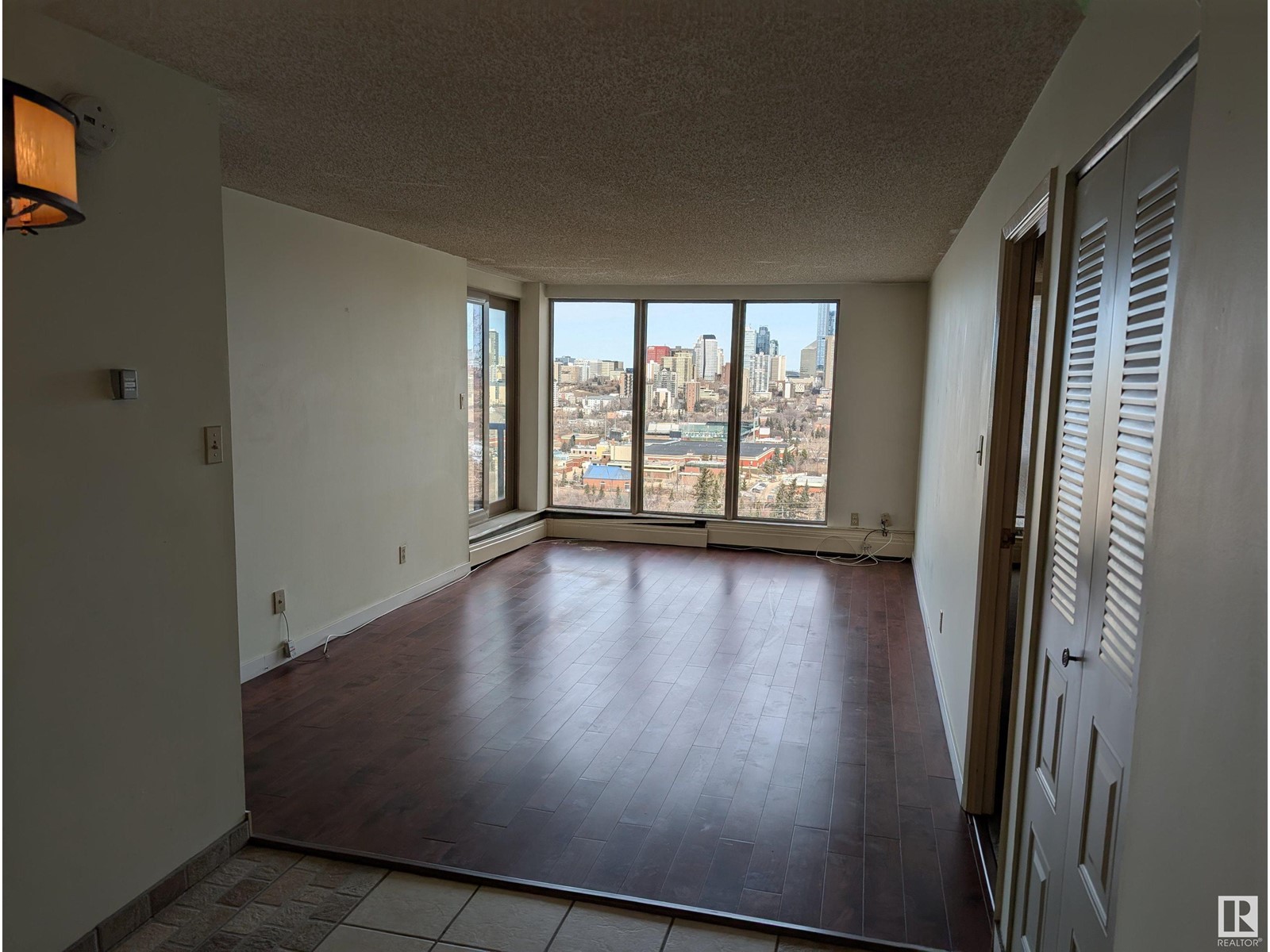 Unknown Address, ,    - Photo 3 - E4428235