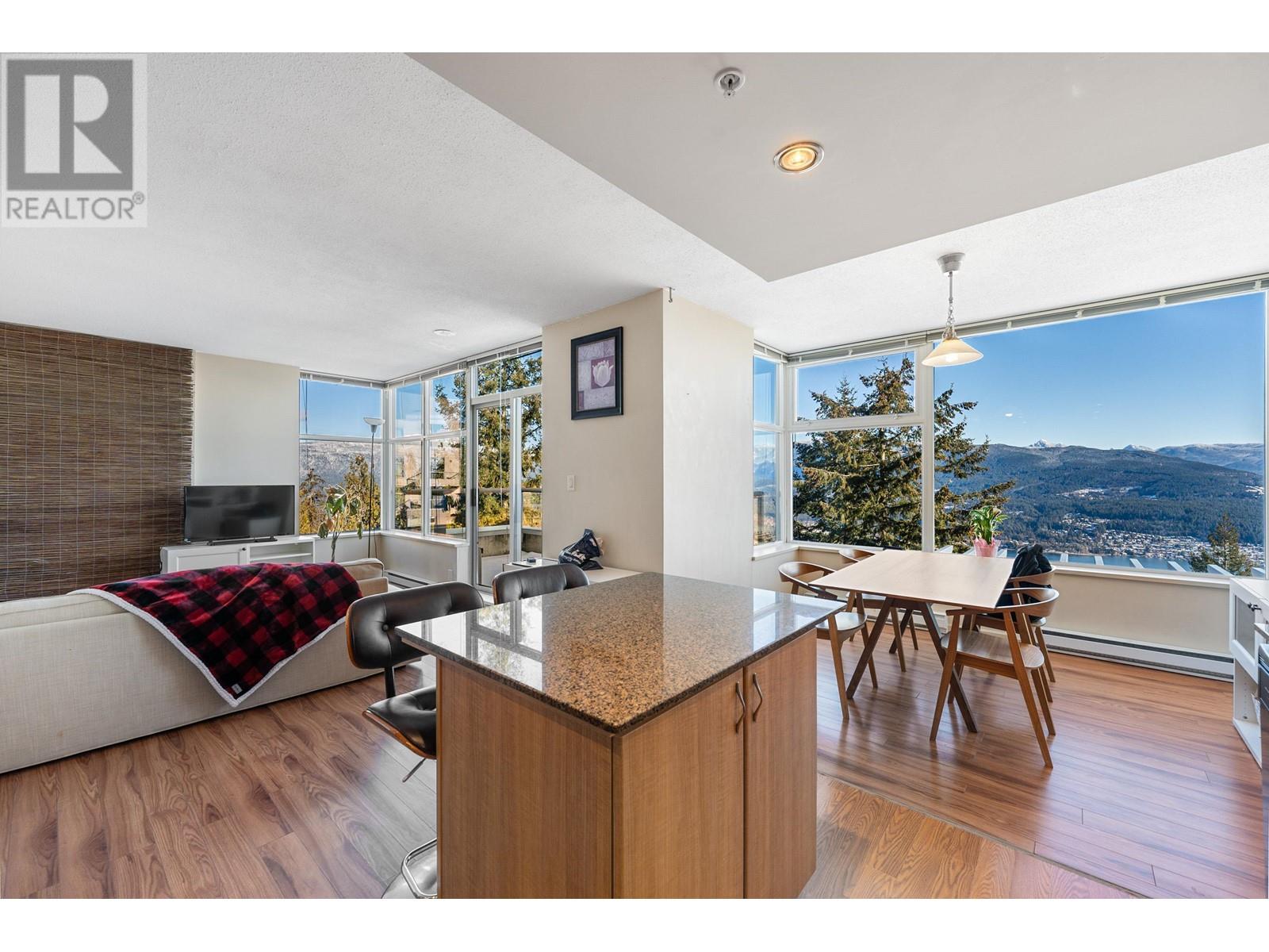 903 9262 University Crescent, Burnaby, British Columbia  V5A 0A4 - Photo 7 - R2966206