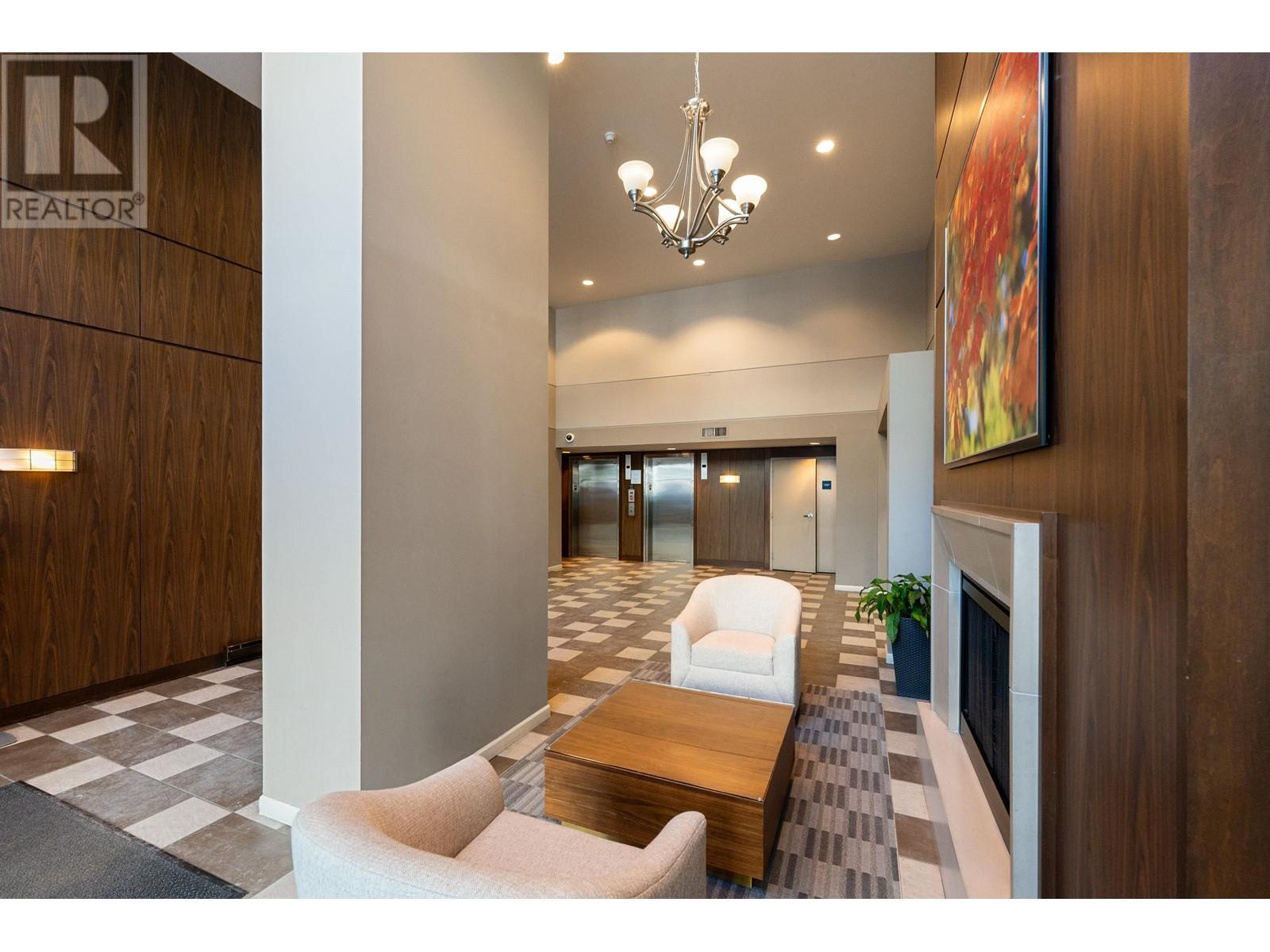 903 9262 University Crescent, Burnaby, British Columbia  V5A 0A4 - Photo 3 - R2966206