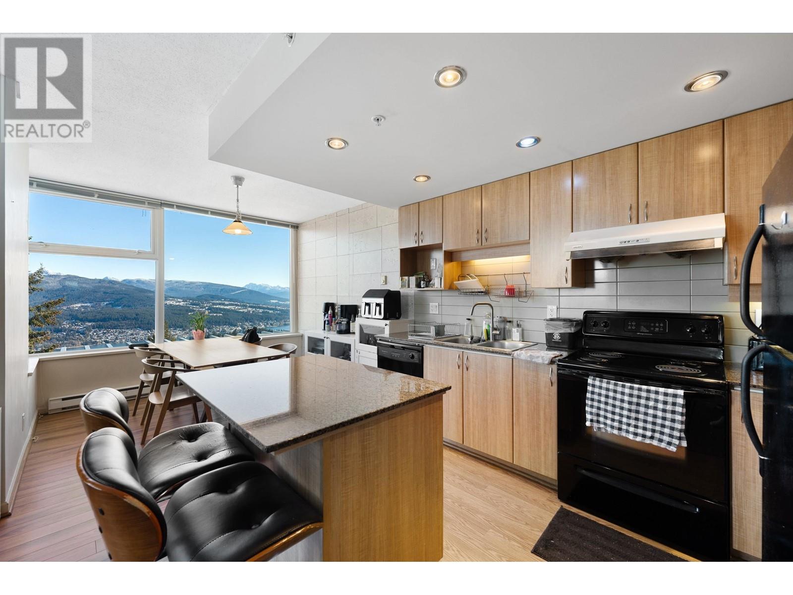 903 9262 University Crescent, Burnaby, British Columbia  V5A 0A4 - Photo 8 - R2966206
