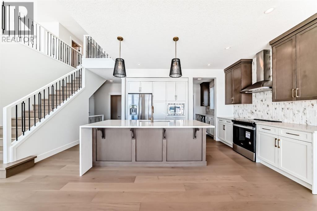 Property at 80 Legacy Woods Crescent SE image 3