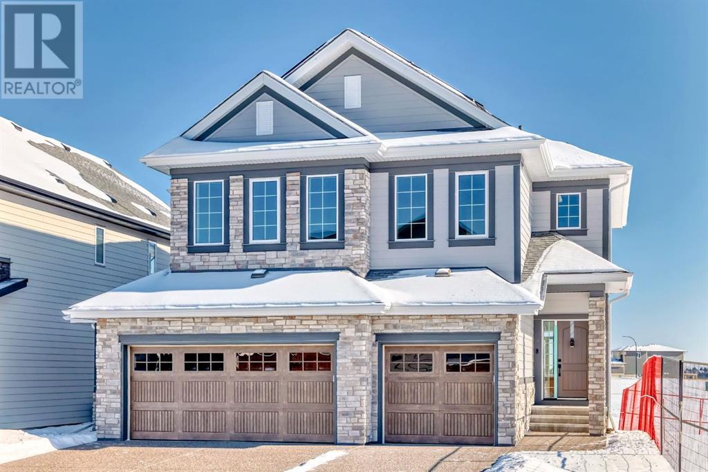 Property at 80 Legacy Woods Crescent SE image 2