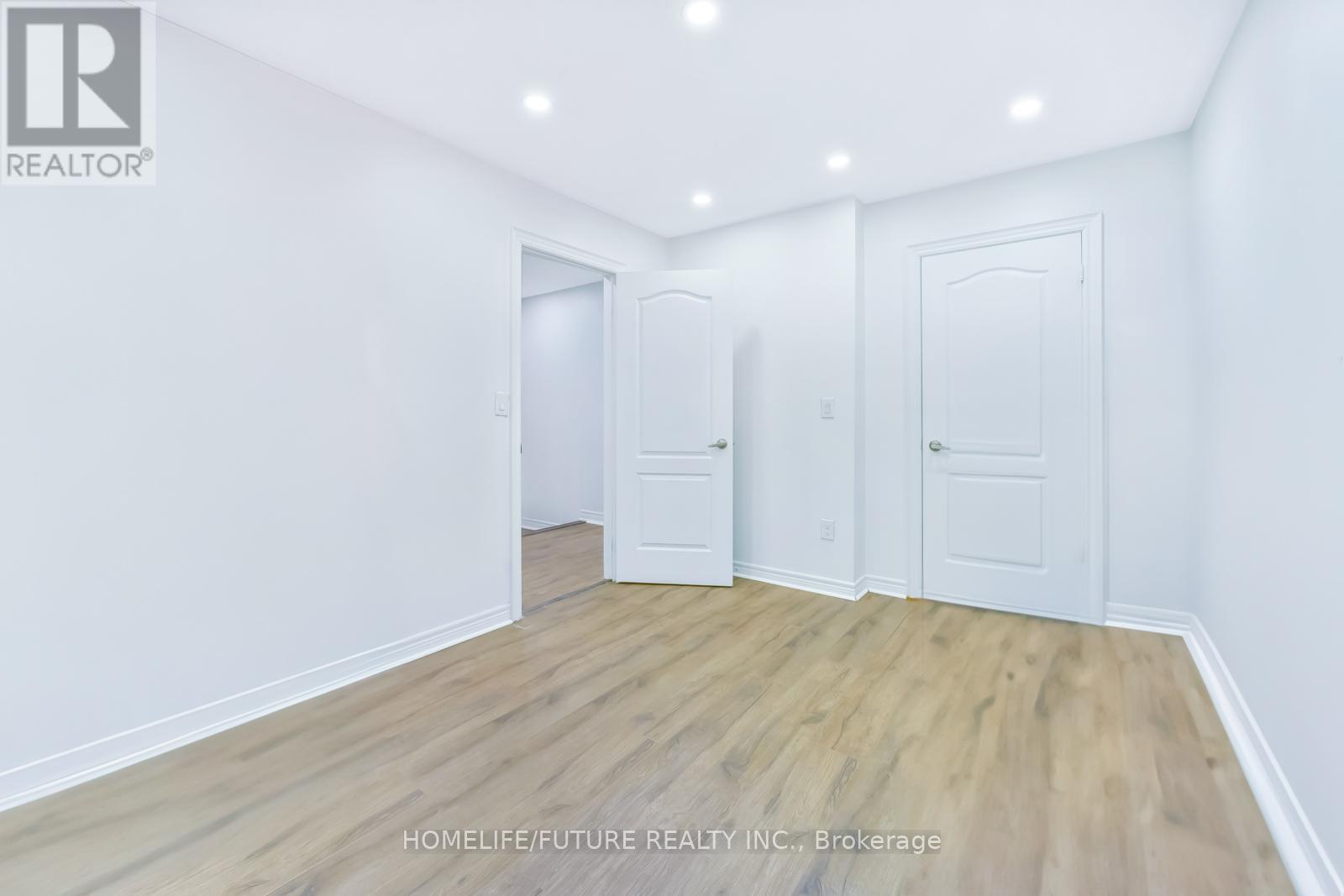 123 Underwood Drive, Whitby, Ontario  L1M 0K9 - Photo 25 - E12033146