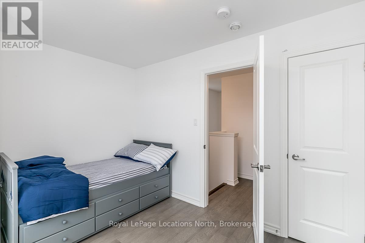 73 - 167 Rosie Street, Blue Mountains, Ontario  N0H 1J0 - Photo 16 - X12050032
