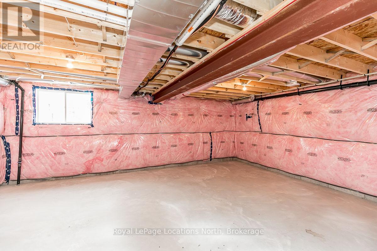 73 - 167 Rosie Street, Blue Mountains, Ontario  N0H 1J0 - Photo 26 - X12050032