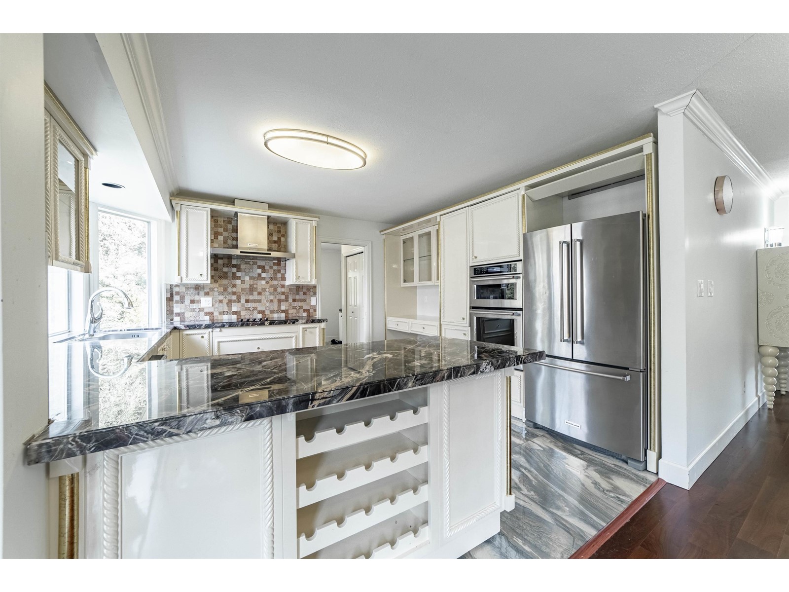 2875 Country Woods Drive, Surrey, British Columbia  V3Z 0E8 - Photo 7 - R2964951