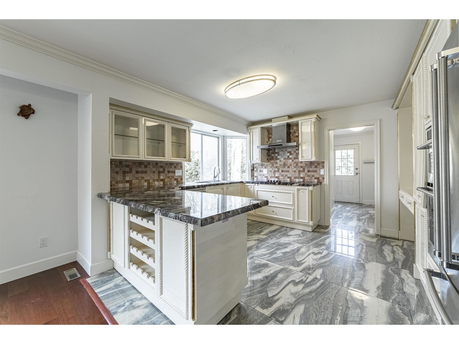 2875 Country Woods Drive, Surrey, British Columbia  V3Z 0E8 - Photo 6 - R2964951