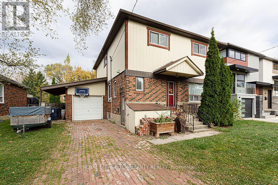 12 Chauncey Avenue, Toronto, Ontario  M8Z 2Z3 - Photo 1 - W12050024
