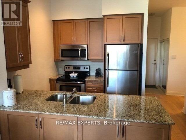 302 - 530 St Clair Avenue W, Toronto, Ontario  M6C 0A2 - Photo 14 - C12050040