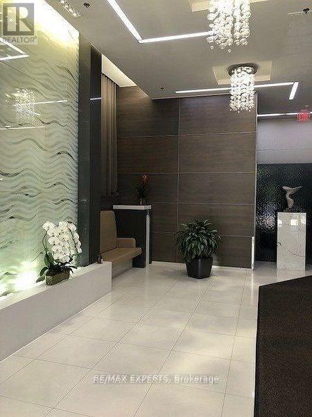 Property at 302 - 530 ST CLAIR AVENUE W image 4