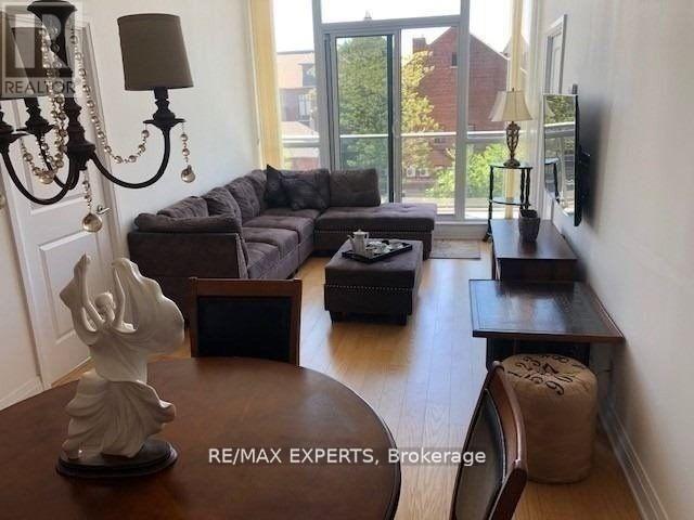 302 - 530 St Clair Avenue W, Toronto, Ontario  M6C 0A2 - Photo 6 - C12050040
