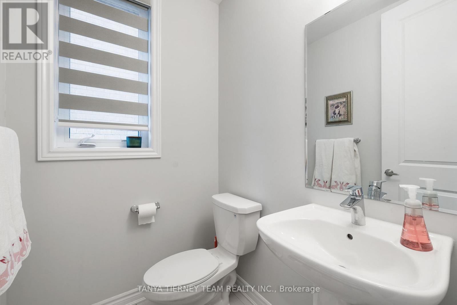 95 Bremner Street, Whitby, Ontario  L1R 0P9 - Photo 14 - E12015318