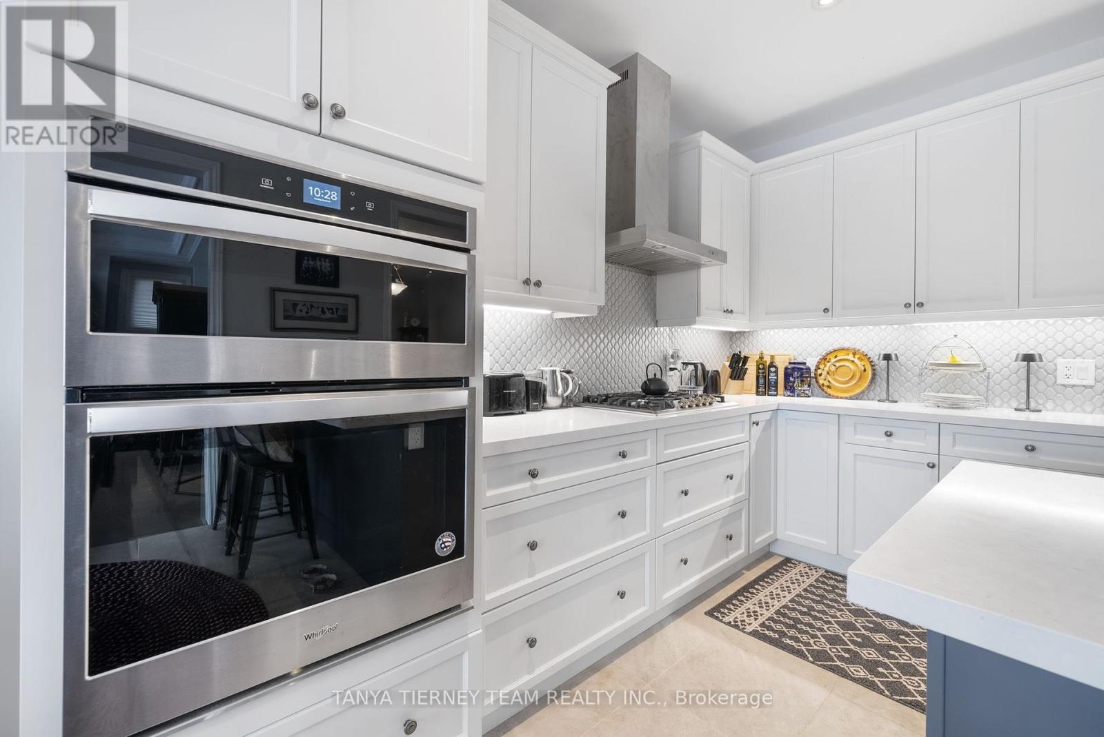 95 Bremner Street, Whitby, Ontario  L1R 0P9 - Photo 7 - E12015318