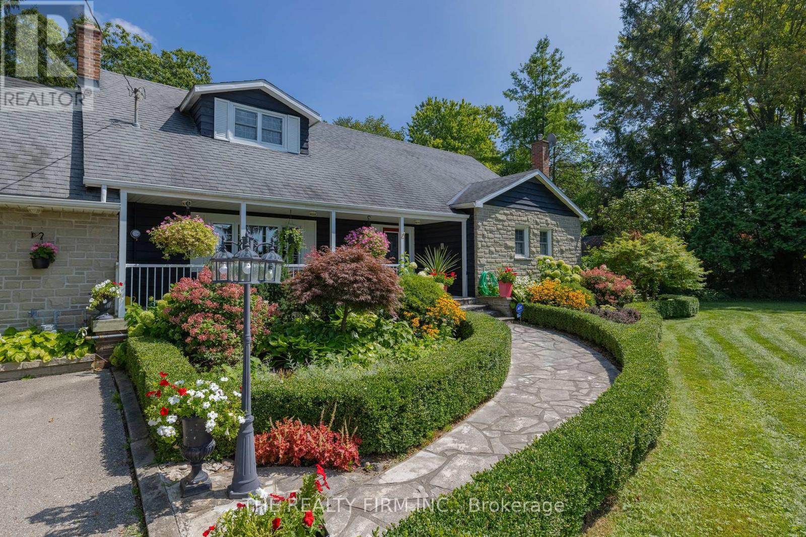 2294 Harris Road, Thames Centre, Ontario  N0L 1G5 - Photo 2 - X12050064