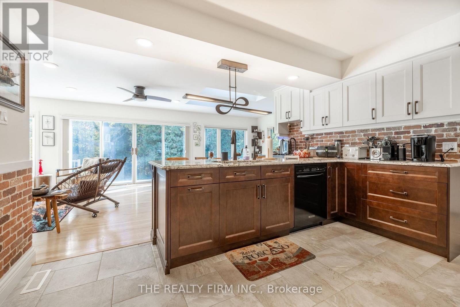 2294 Harris Road, Thames Centre, Ontario  N0L 1G5 - Photo 20 - X12050064