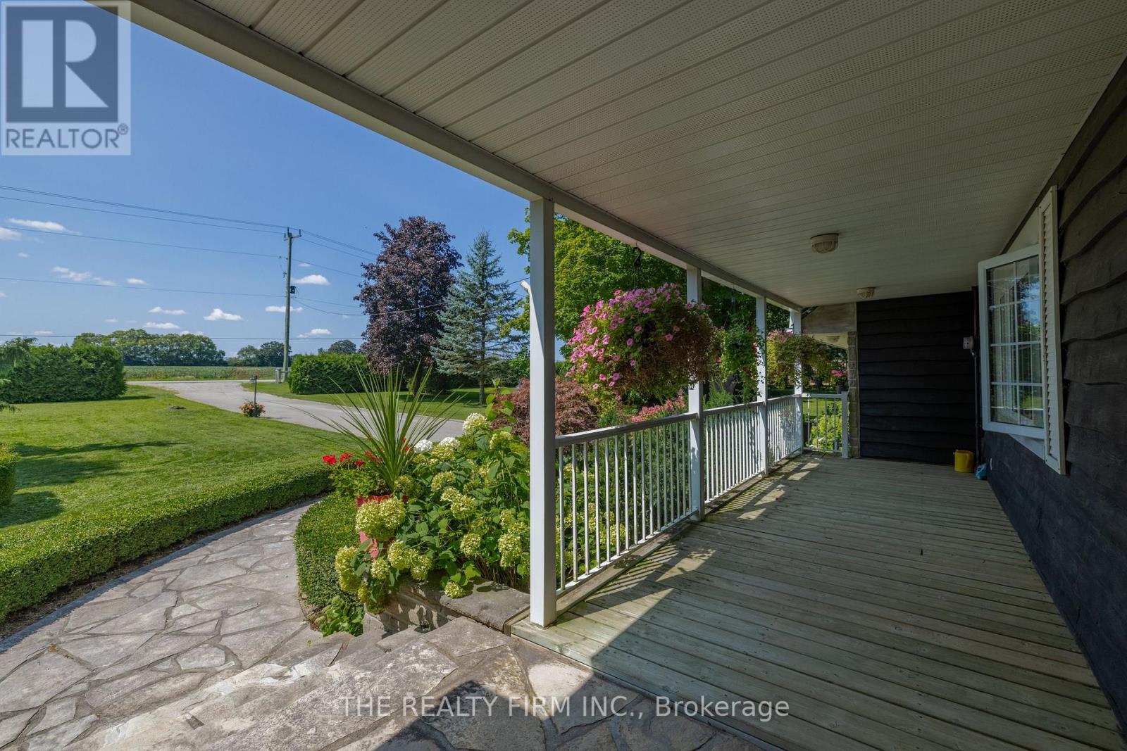 2294 Harris Road, Thames Centre, Ontario  N0L 1G5 - Photo 3 - X12050064