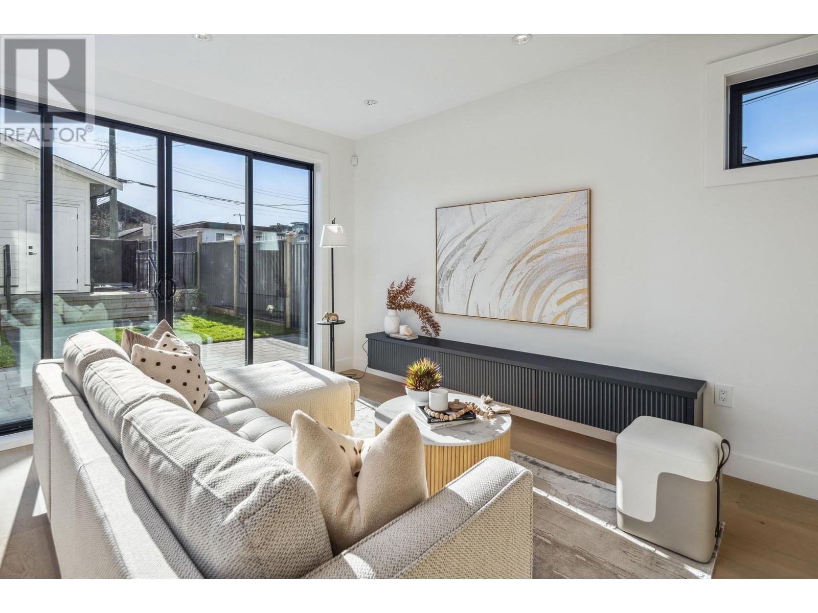 2 2920 Grant Street, Vancouver, British Columbia  V5K 3H5 - Photo 9 - R2982991