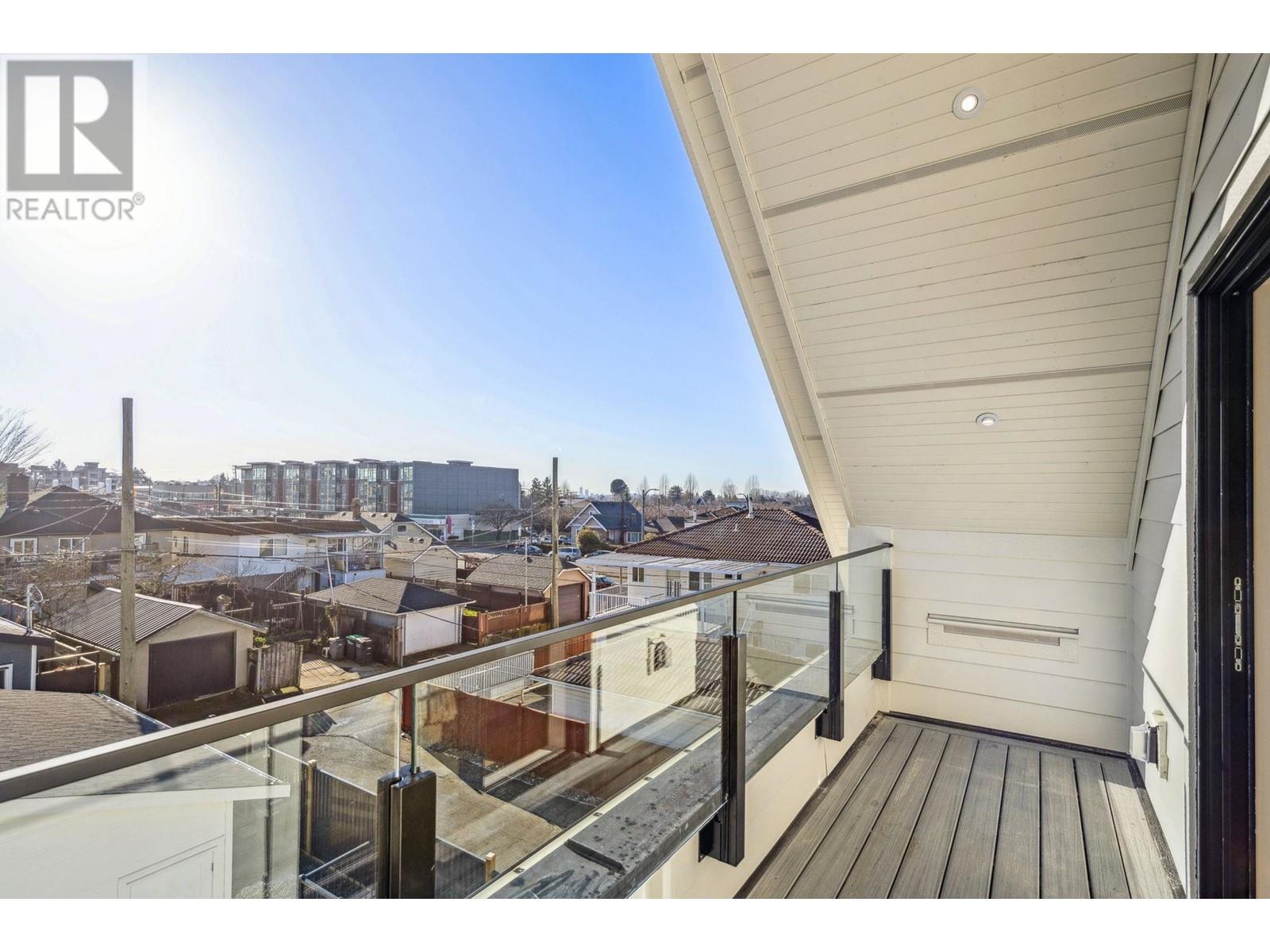 2 2920 Grant Street, Vancouver, British Columbia  V5K 3H5 - Photo 34 - R2982991