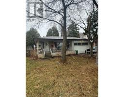 482 RUTH AVENUE N, Toronto, Ontario