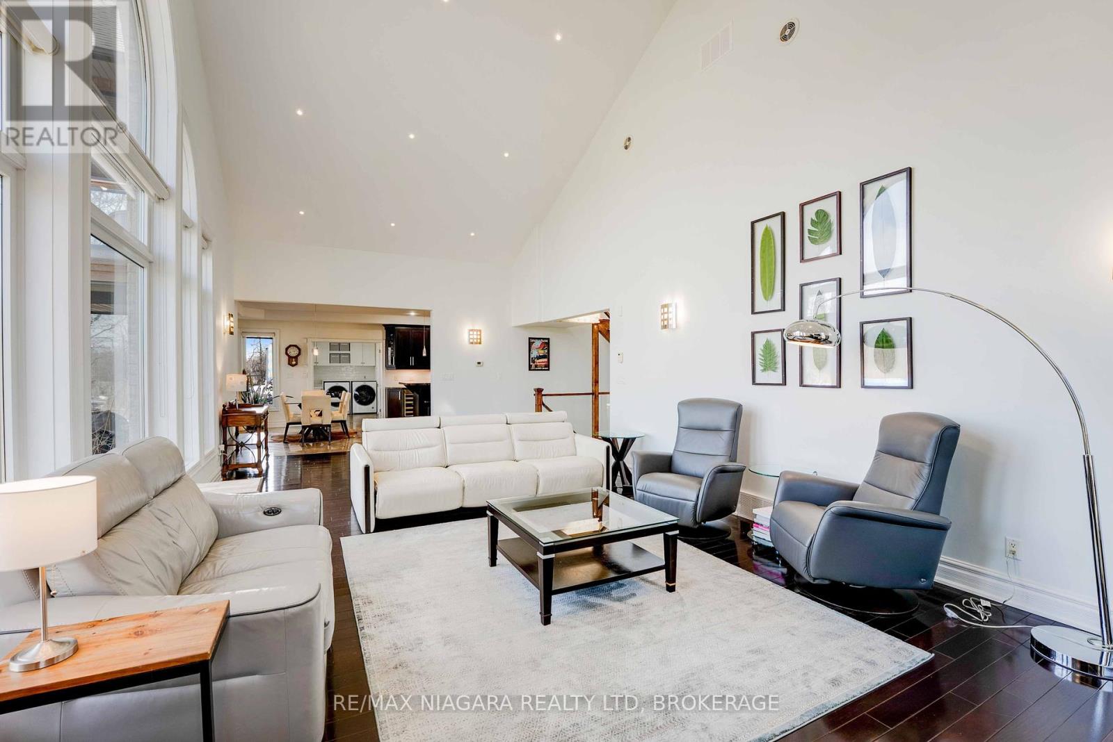 9559 Lincoln Street, Niagara Falls (Schisler), Ontario  L3B 5N7 - Photo 24 - X12050077