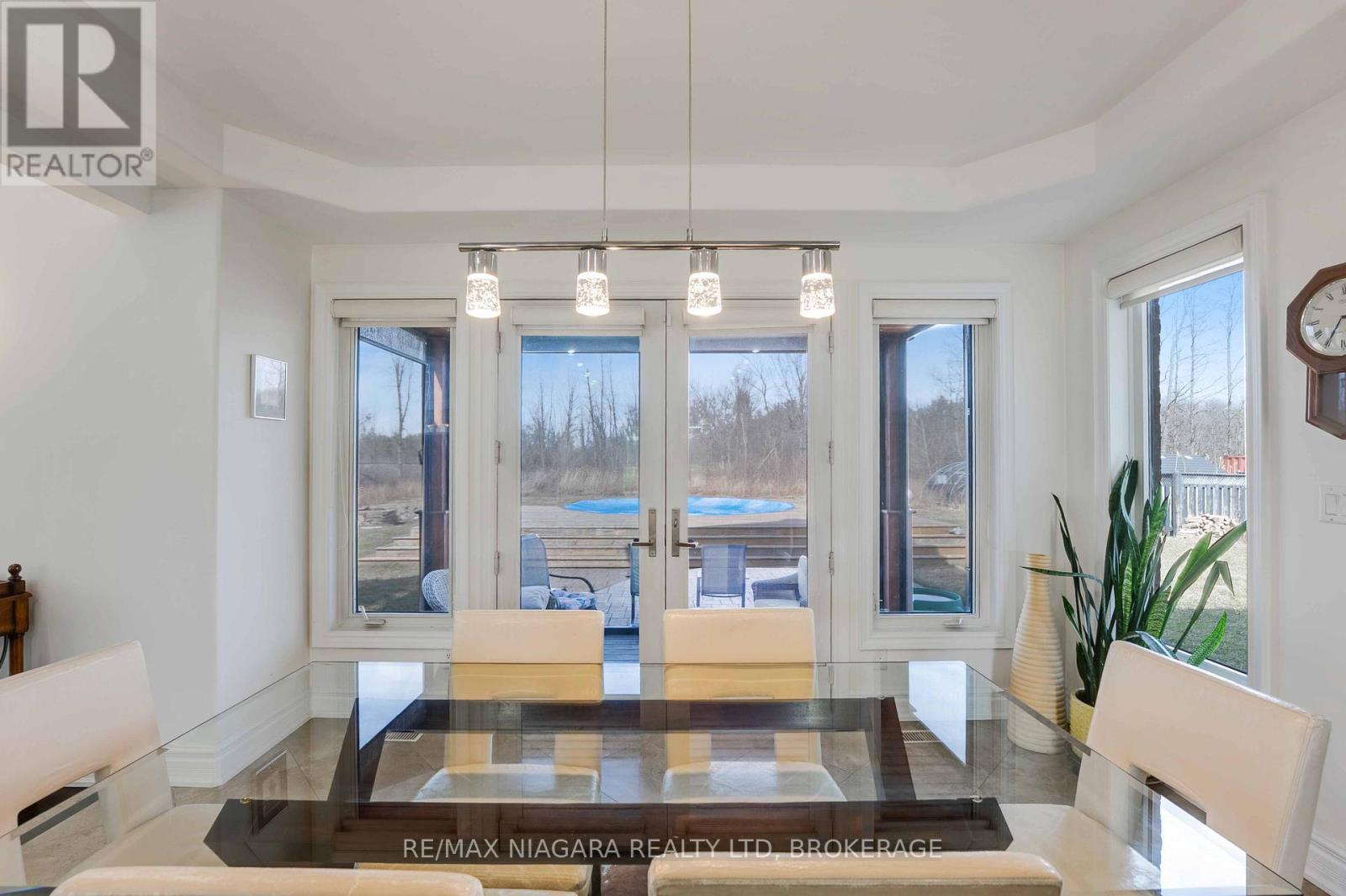 9559 Lincoln Street, Niagara Falls (Schisler), Ontario  L3B 5N7 - Photo 28 - X12050077