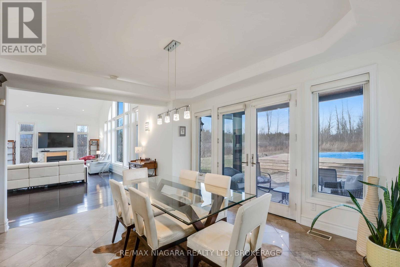 9559 Lincoln Street, Niagara Falls (Schisler), Ontario  L3B 5N7 - Photo 29 - X12050077