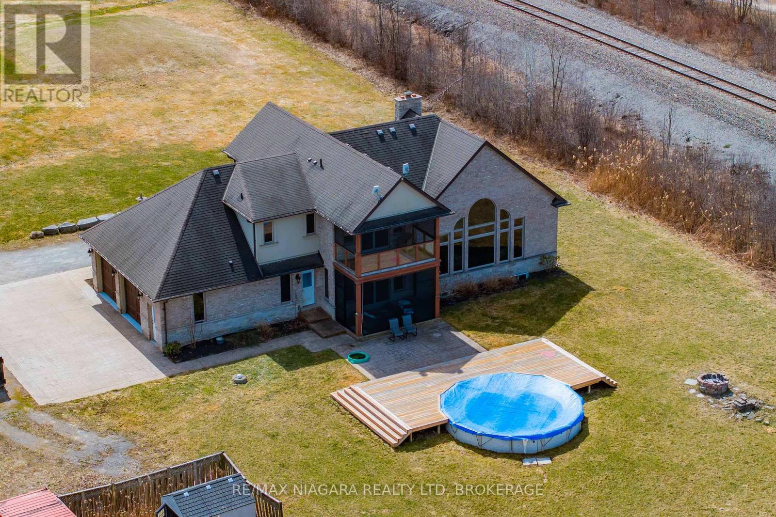9559 Lincoln Street, Niagara Falls (Schisler), Ontario  L3B 5N7 - Photo 48 - X12050077