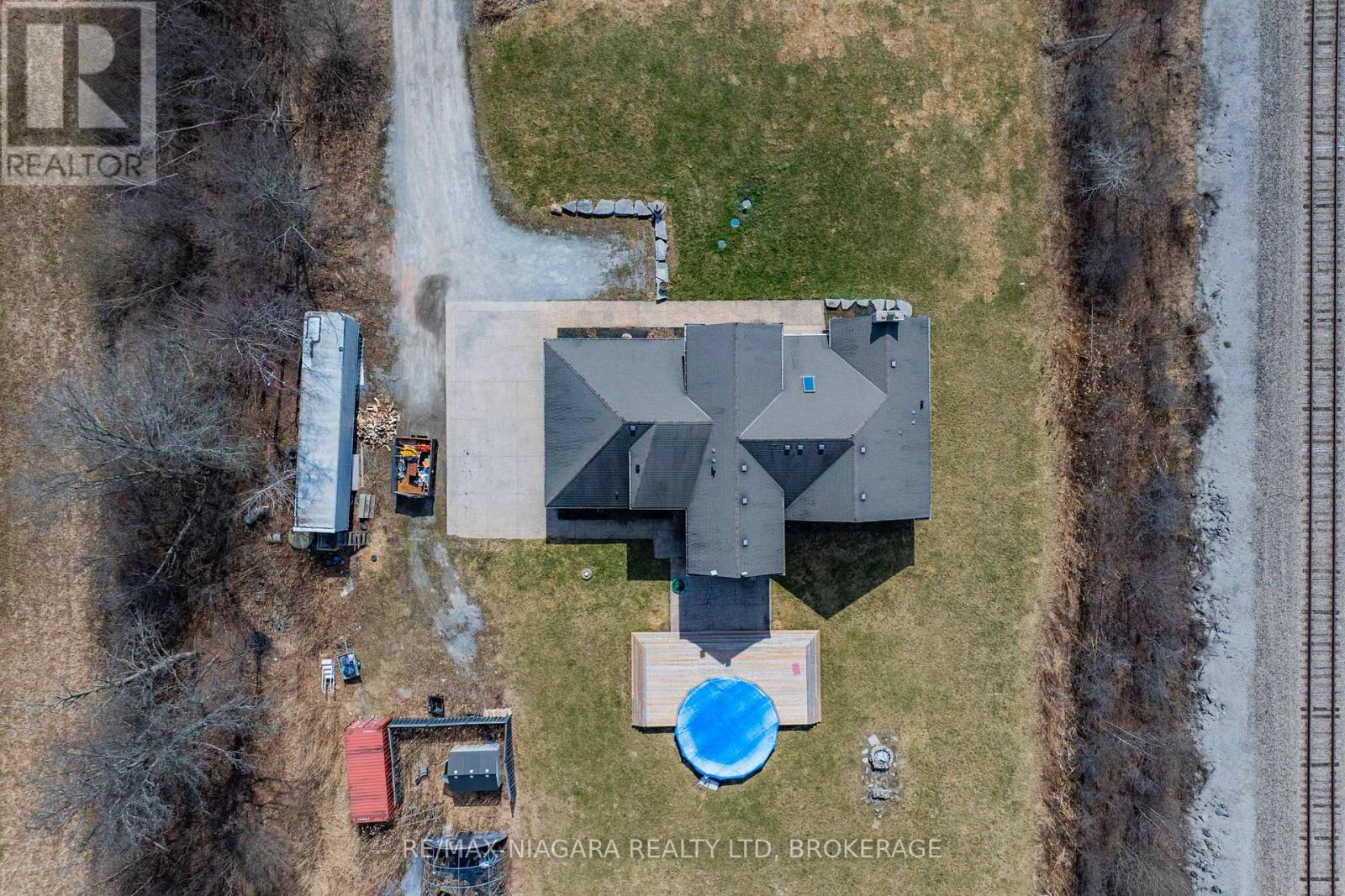 9559 Lincoln Street, Niagara Falls (Schisler), Ontario  L3B 5N7 - Photo 50 - X12050077