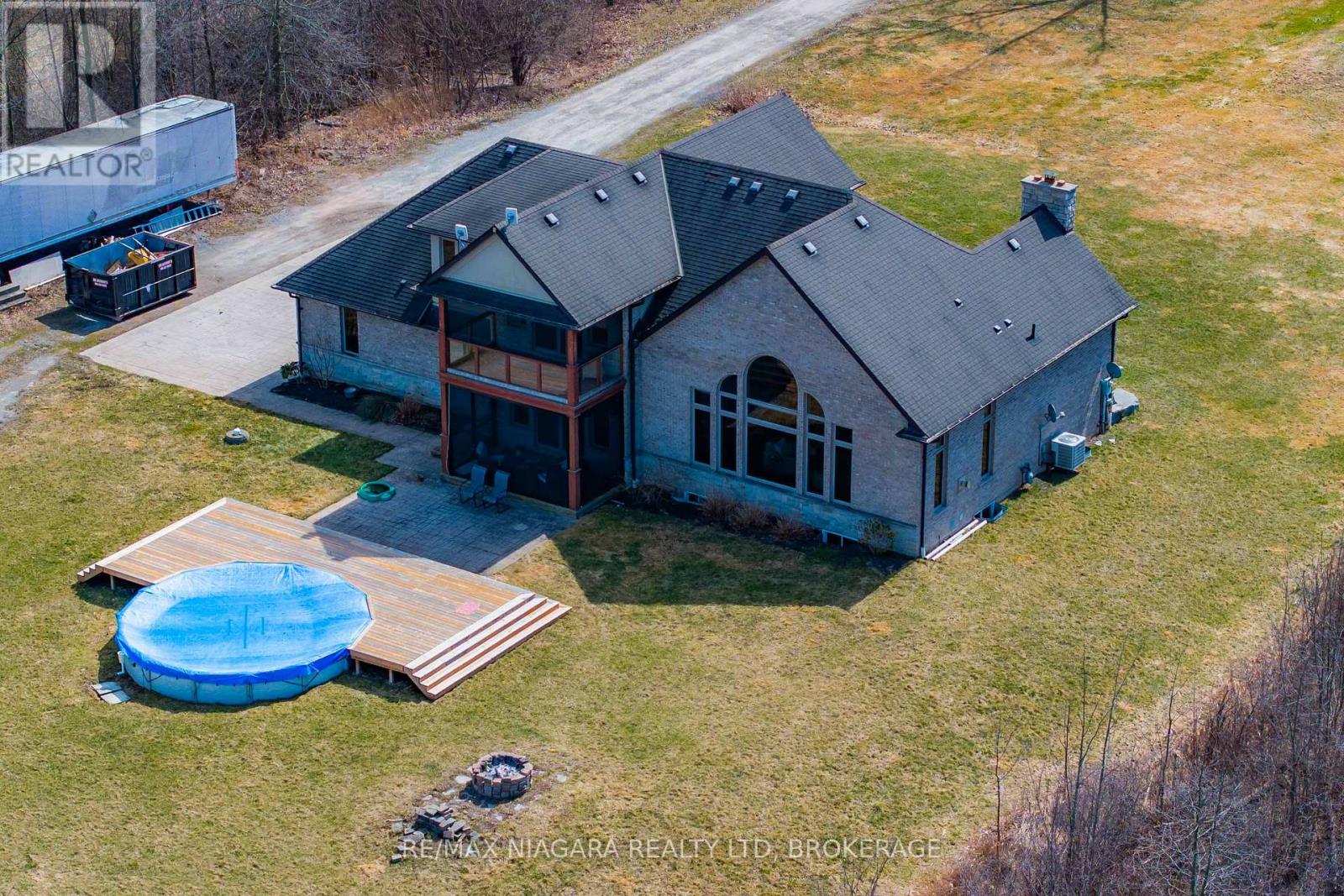 9559 Lincoln Street, Niagara Falls (Schisler), Ontario  L3B 5N7 - Photo 6 - X12050077
