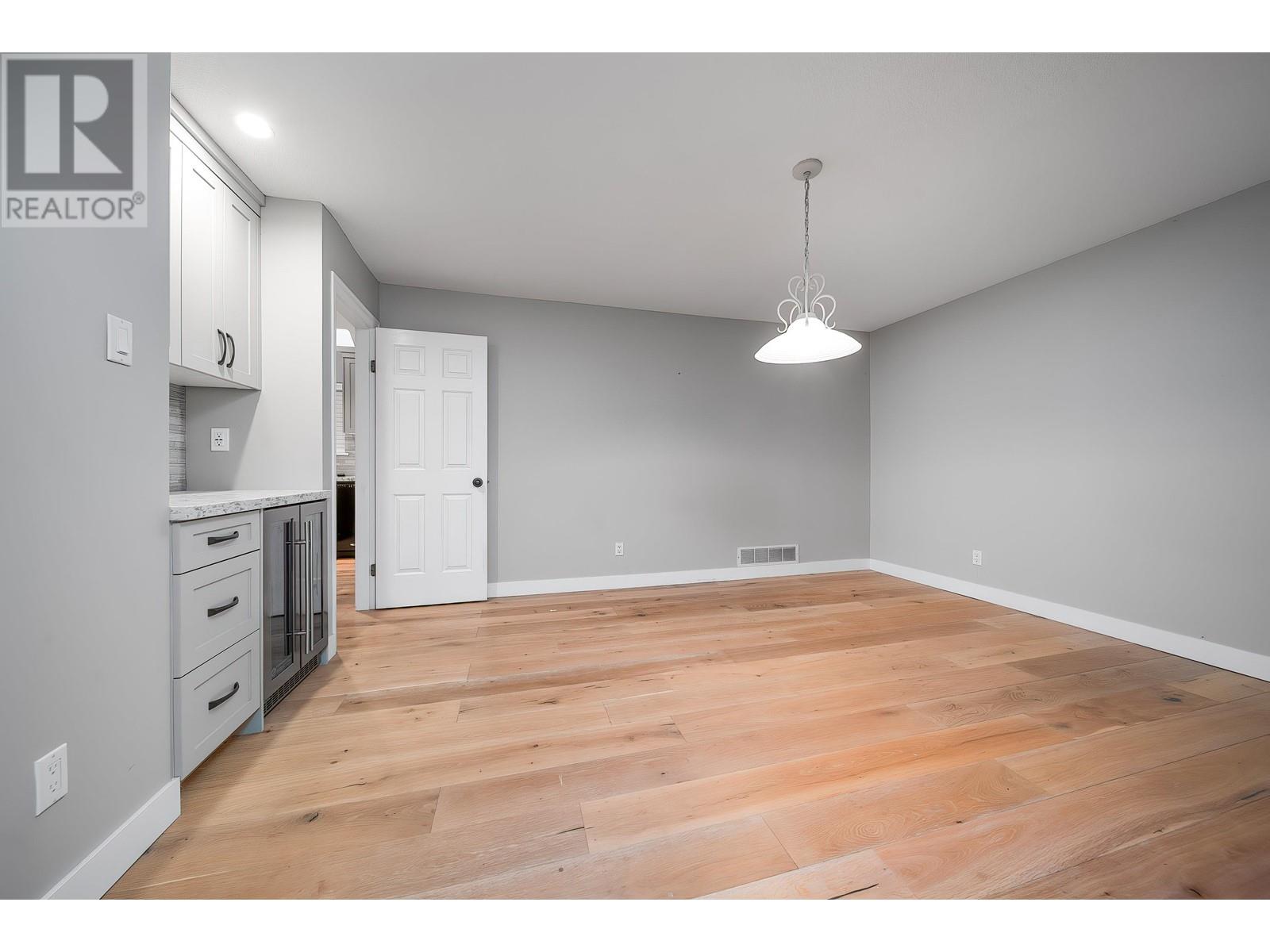 5071 Jaskow Drive, Richmond, British Columbia  V7E 5H8 - Photo 9 - R2978746