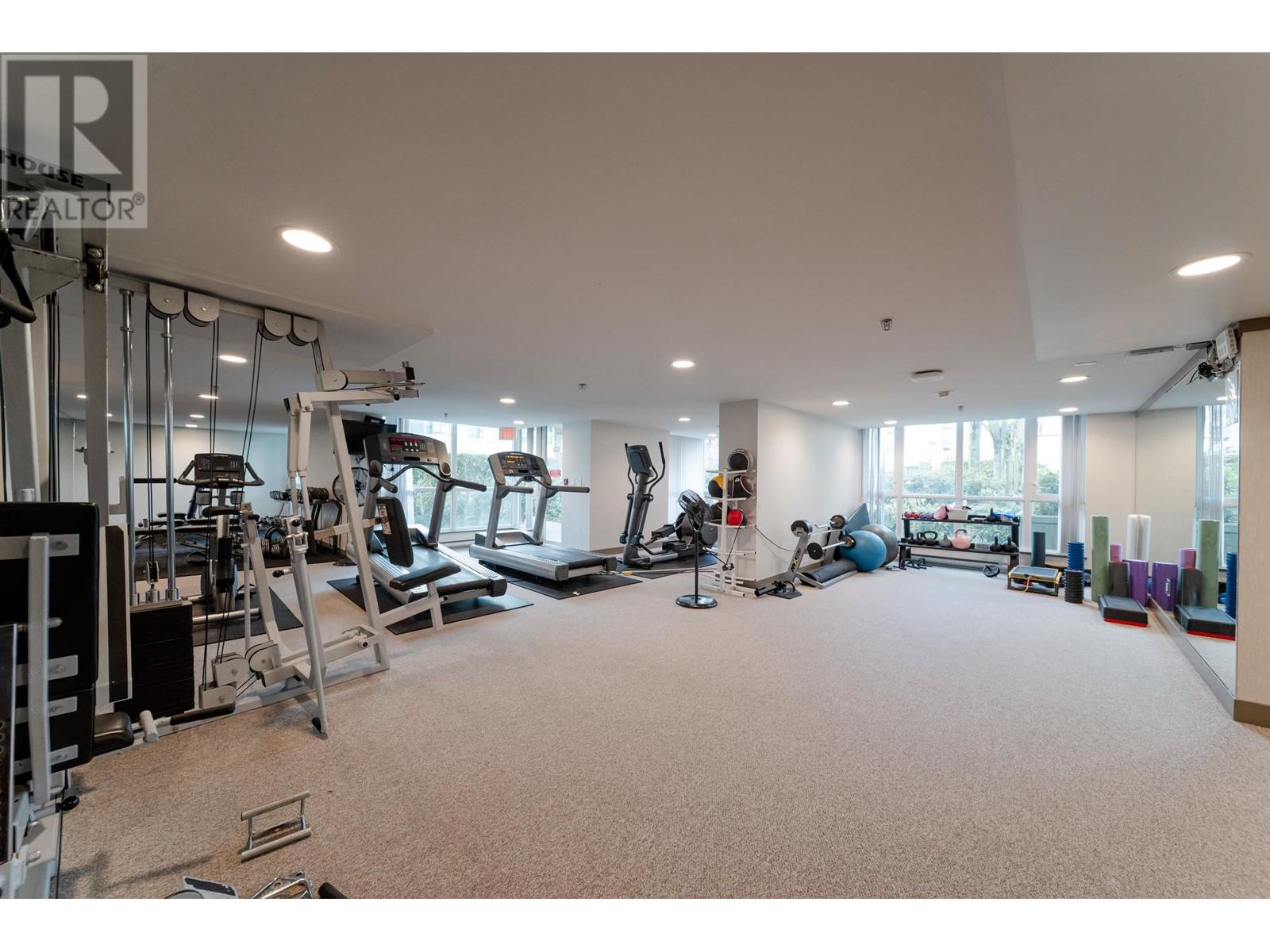 Listing Picture 28 of 33 : 508 125 MILROSS AVENUE, Vancouver / 溫哥華 - 魯藝地產 Yvonne Lu Group - MLS Medallion Club Member