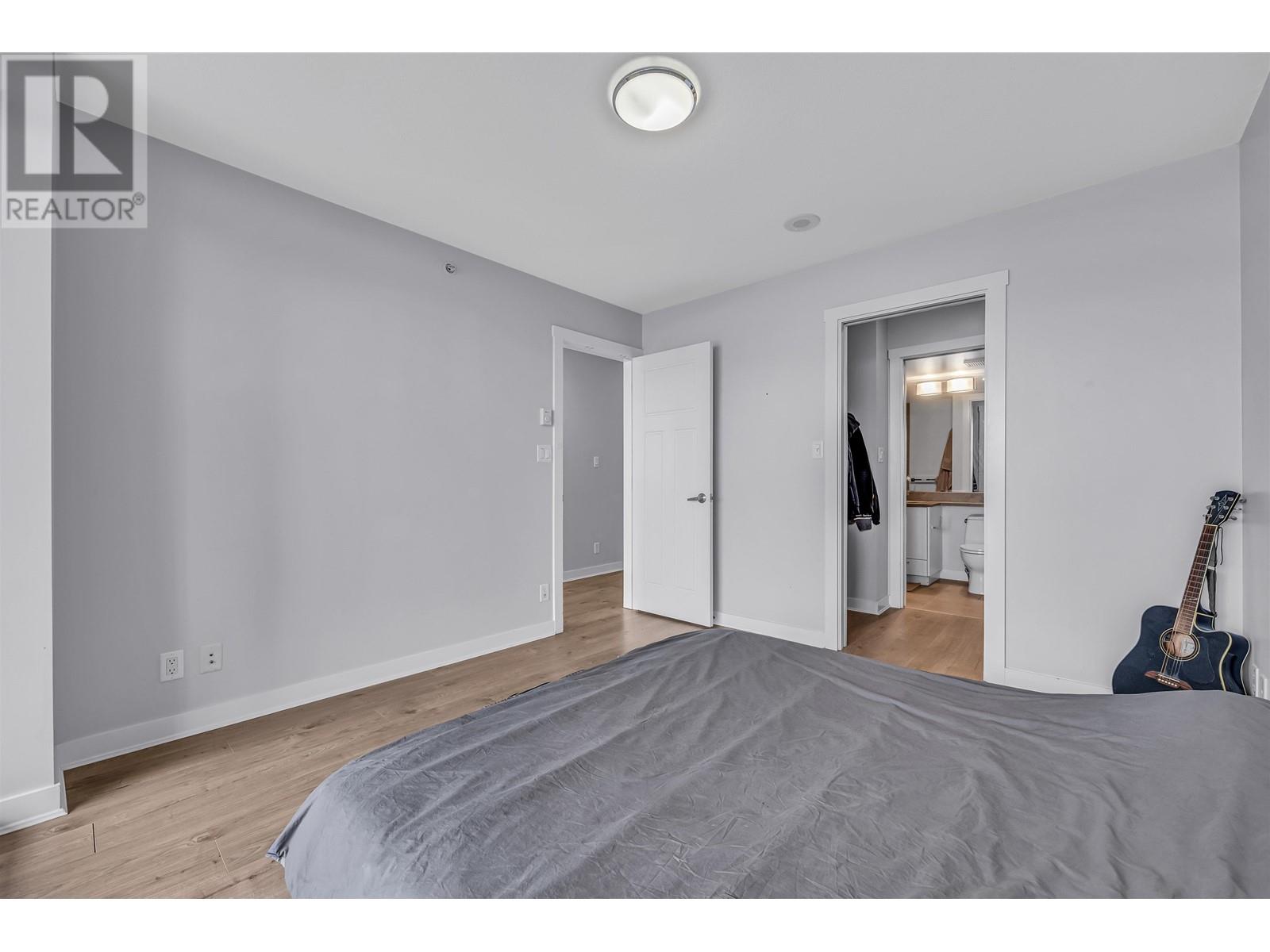 2906 2978 Glen Drive, Coquitlam, British Columbia  V3B 0C3 - Photo 10 - R2982018